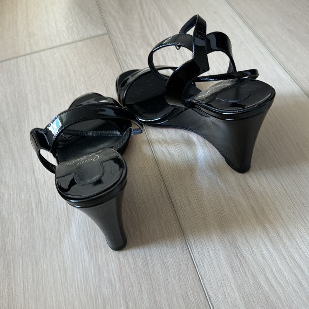 Louboutin Zeppa Chick 85 - Picture 3 of 13